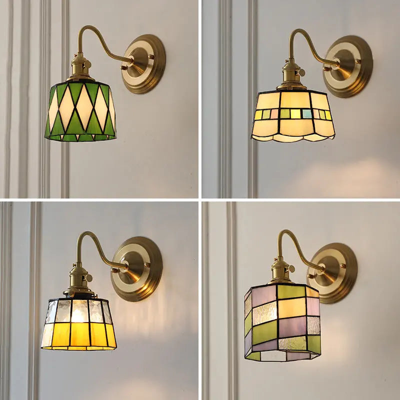 Traditional Tiffany Round Copper Glass 1-Light Wall Sconce Lamp For Living Room Cuvalon