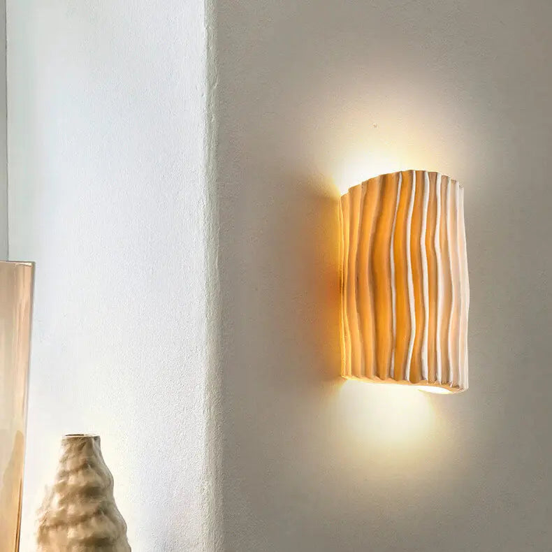 Nordic Creative Resin Striped Half Cylinder 2-Light Wall Sconce Lamp Cuvalon