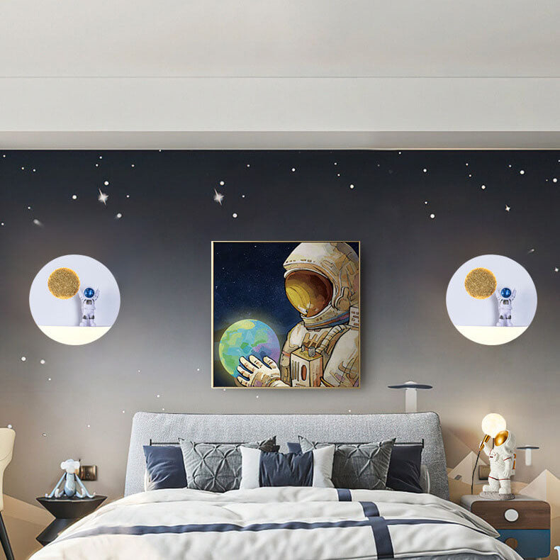 Contemporary Creative Iron Resin Round Astronaut LED Wall Sconce Lamp For Bedroom Cuvalon