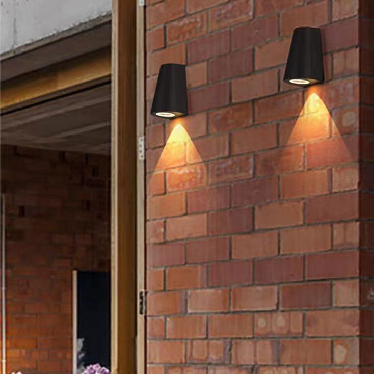 Modern Simple Waterproof Aluminum Horn LED Outdoor Wall Sconce Lamp Cuvalon