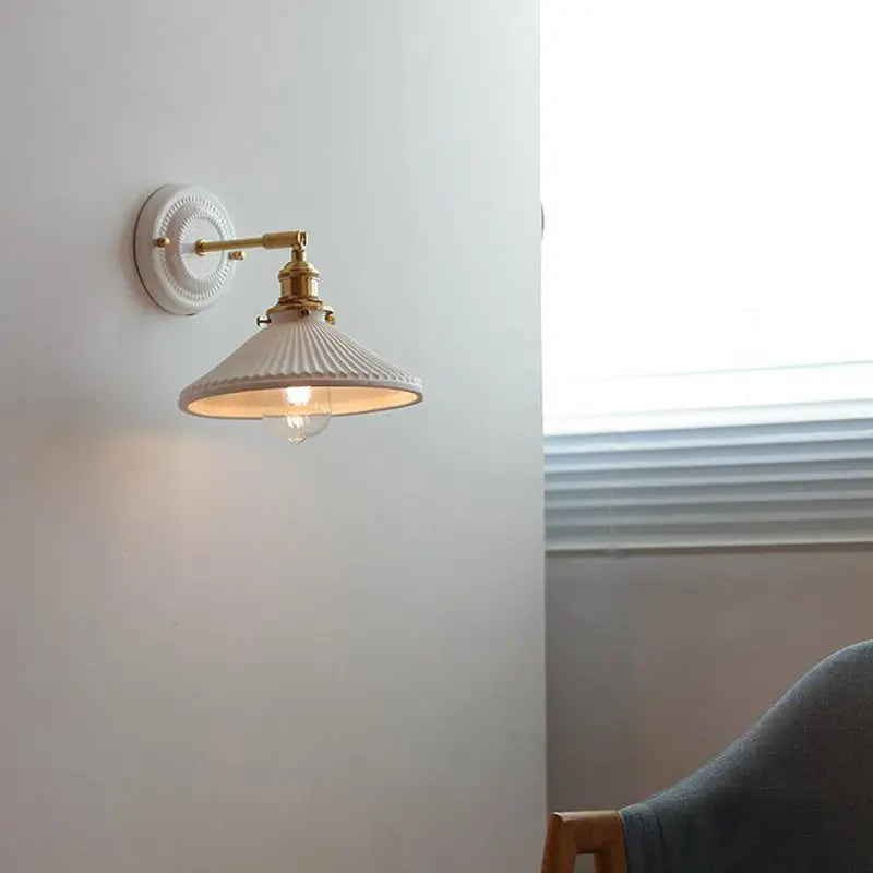 Traditional Vintage Round Ceramic Brass 1-Light Wall Sconce Lamp for Living Room Cuvalon