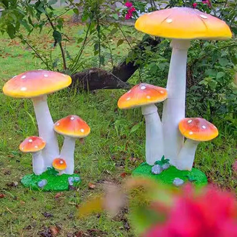 Modern Art Deco Solar Waterproof Mushroom Resin Glass Fibre LED Landscape Lighting Outdoor Light For Garden Cuvalon