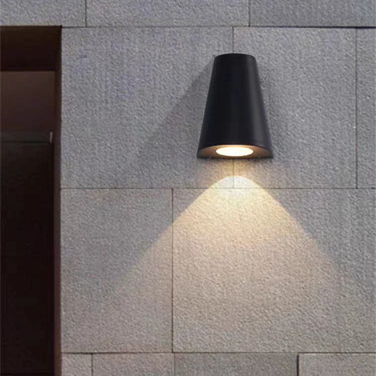 Modern Simple Waterproof Aluminum Horn LED Outdoor Wall Sconce Lamp Cuvalon