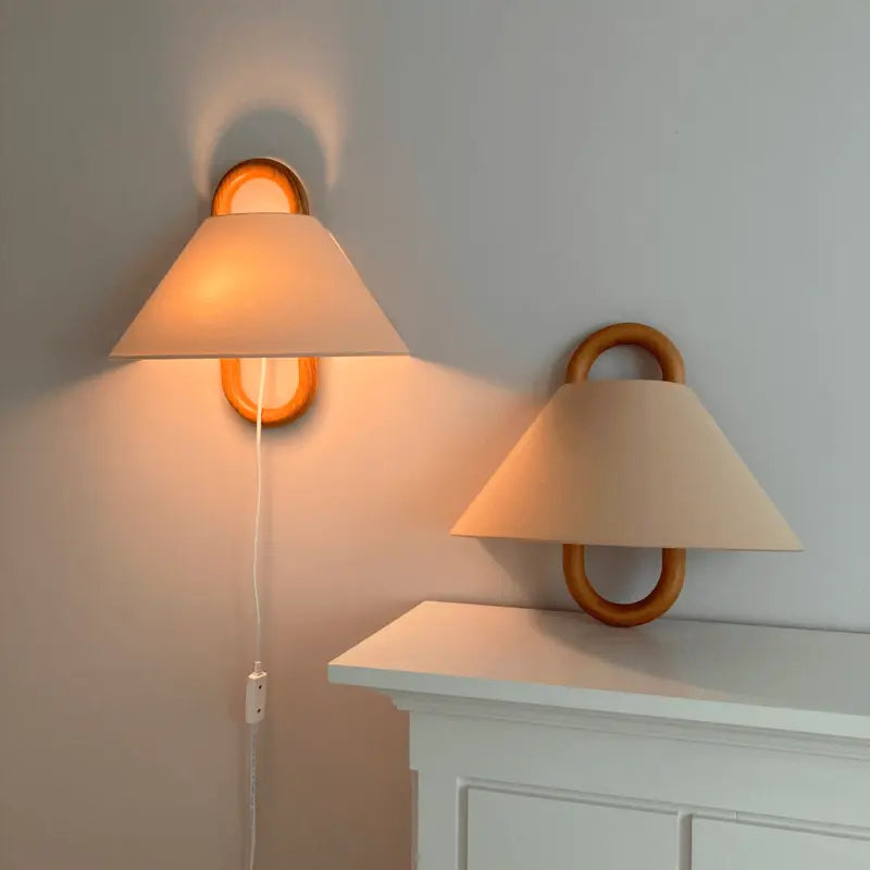 Modern Original Solid Wood Pleated Semi-Circle 1-Light Wall Sconce Lamp Cuvalon