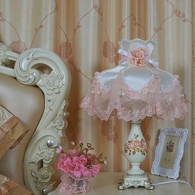 Traditional European Vase Palace Resin Fabric 1-Light Table Lamp For Bedroom Cuvalon