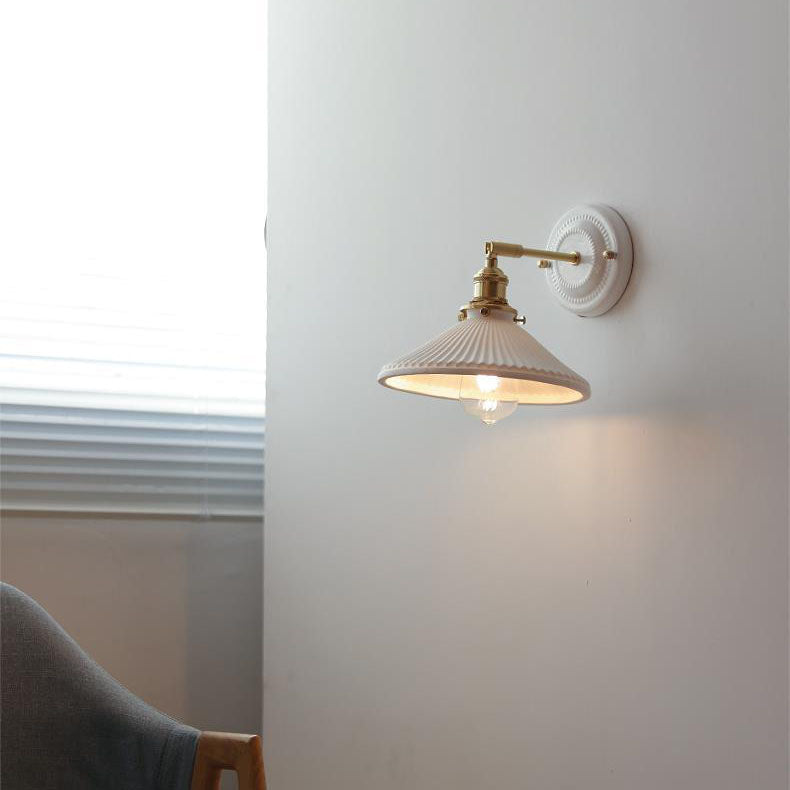 Vintage Japanese Ceramic Brass 1-Light Wall Sconce Lamp Cuvalon