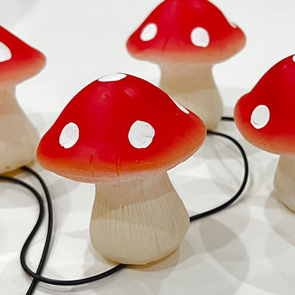 Modern Creative Mushroom Solar LED Outdoor Waterproof Garden Light String Cuvalon