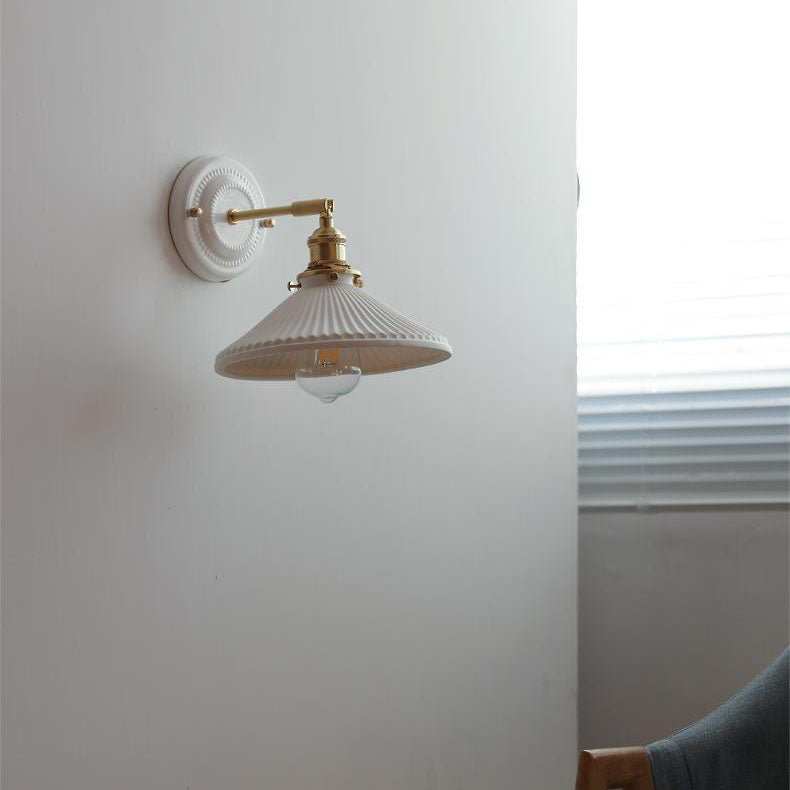 Vintage Japanese Ceramic Brass 1-Light Wall Sconce Lamp Cuvalon