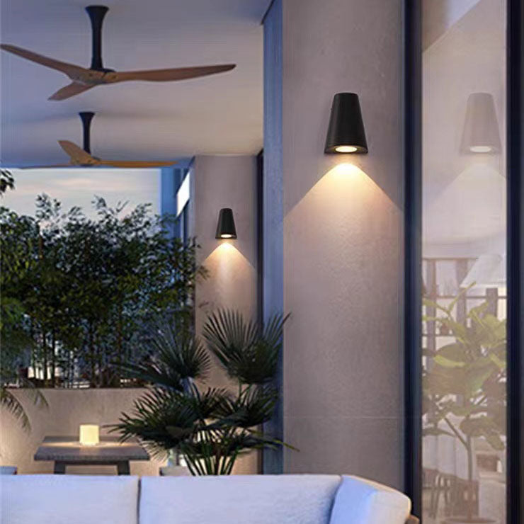 Modern Simple Waterproof Aluminum Horn LED Outdoor Wall Sconce Lamp Cuvalon