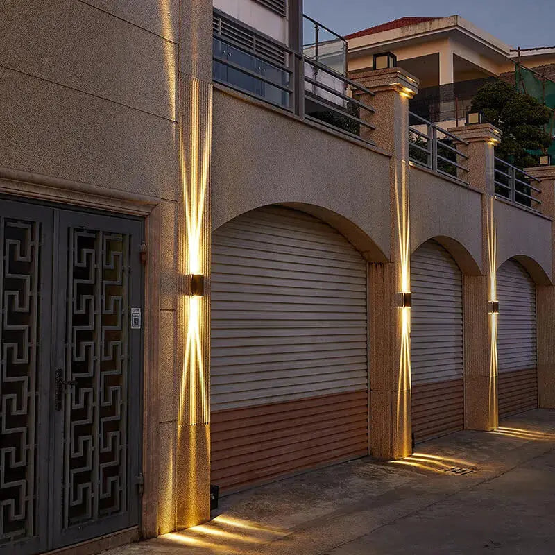Modern Rectangular LED Outdoor Wall Sconce Lamp Cuvalon