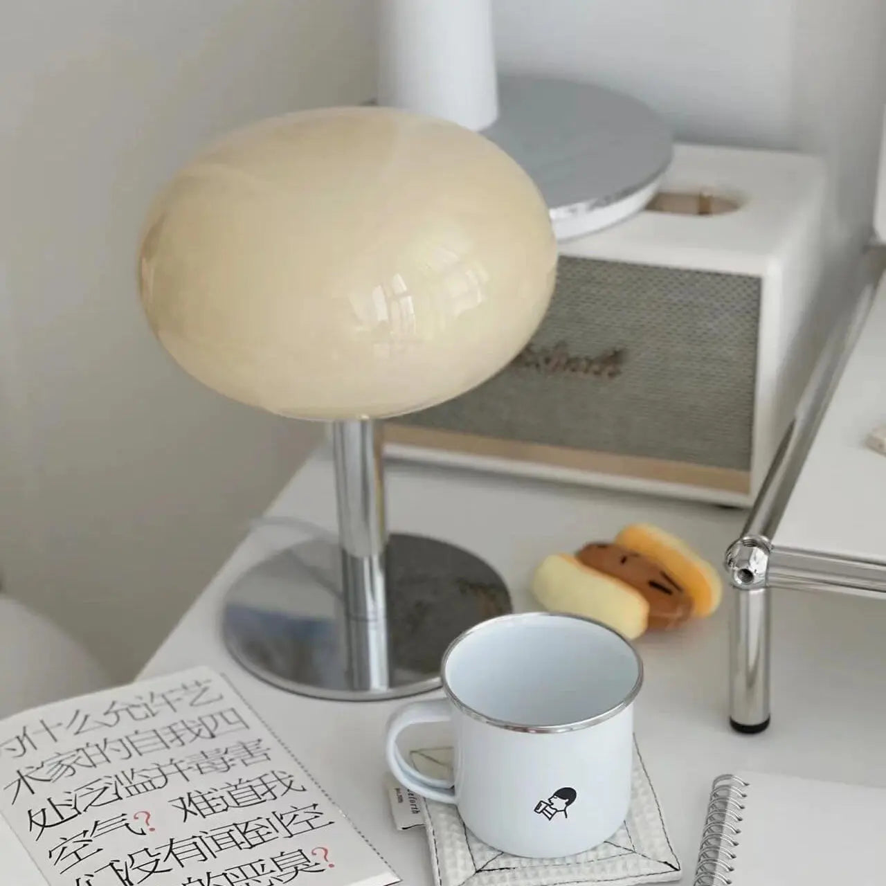 Nordic Vintage Cream Round Glass 1-Light Table Lamp Cuvalon