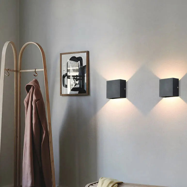 Modern Minimalist Square Aluminum LED Wall Sconce Lamp Cuvalon