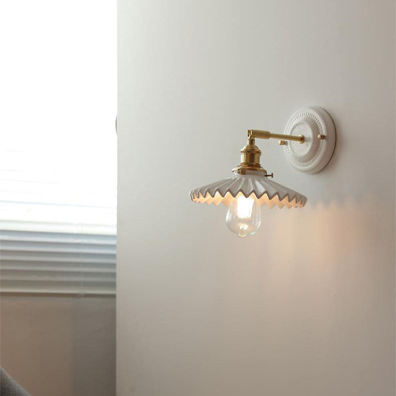 Vintage Japanese Ceramic Brass 1-Light Wall Sconce Lamp Cuvalon