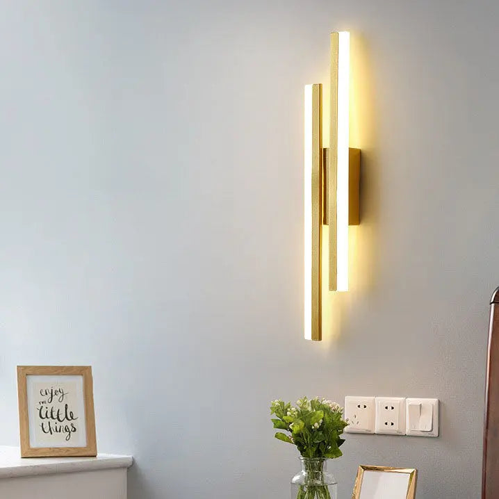 Modern Minimalist Lines Iron Acrylic LED Wall Sconce Lamp Cuvalon