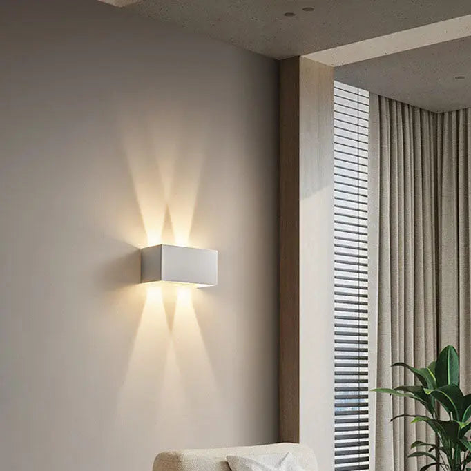 Nordic Minimalist Aluminum Square Flat Adjustable Beam LED Reading Wall Sconce Lamp Cuvalon