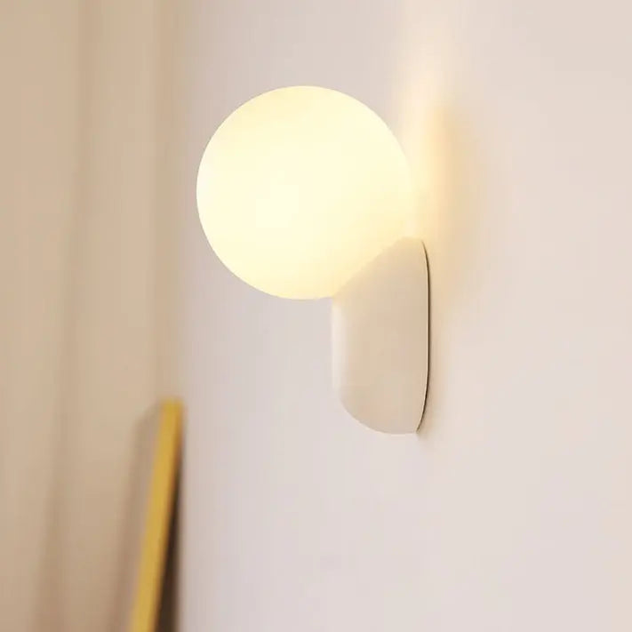 Macaron Cream Style Resin Glass Ball 1-Light Wall Sconce Lamp Cuvalon