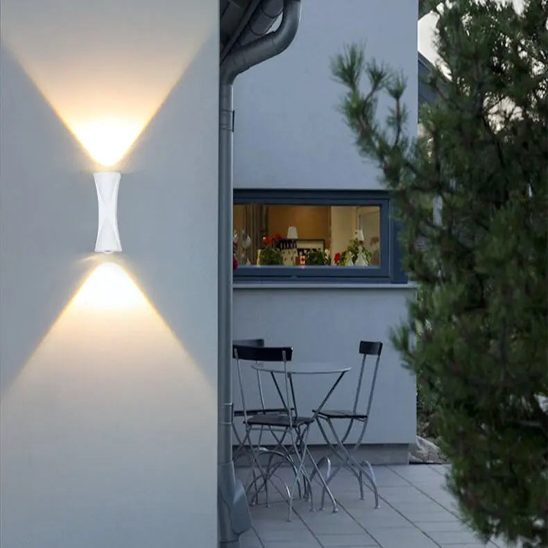 Simple Outdoor Waterproof Aluminum Horn LED Wall Sconce Lamp Cuvalon