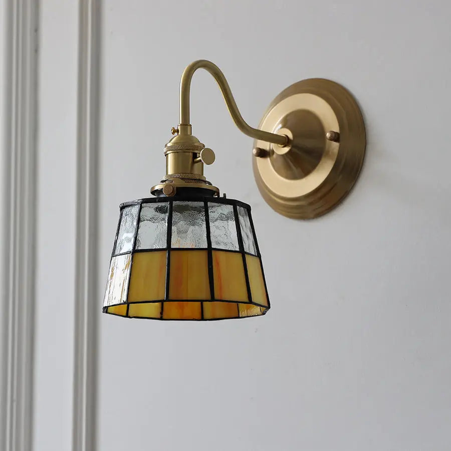 Traditional Tiffany Round Copper Glass 1-Light Wall Sconce Lamp For Living Room Cuvalon