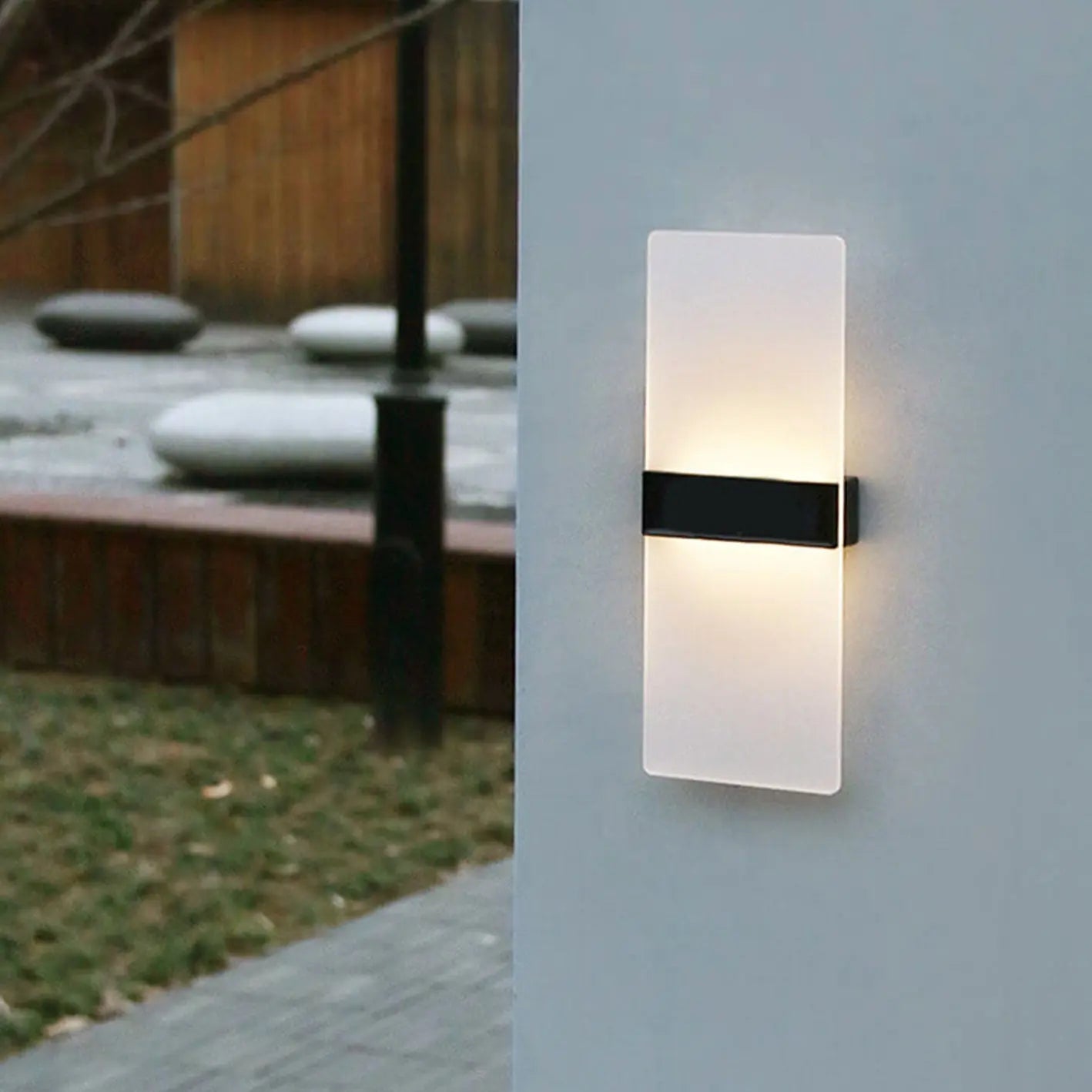 Courtyard Waterproof Acrylic LED Solar Wall Sconce Lamp Outdoor Light Cuvalon