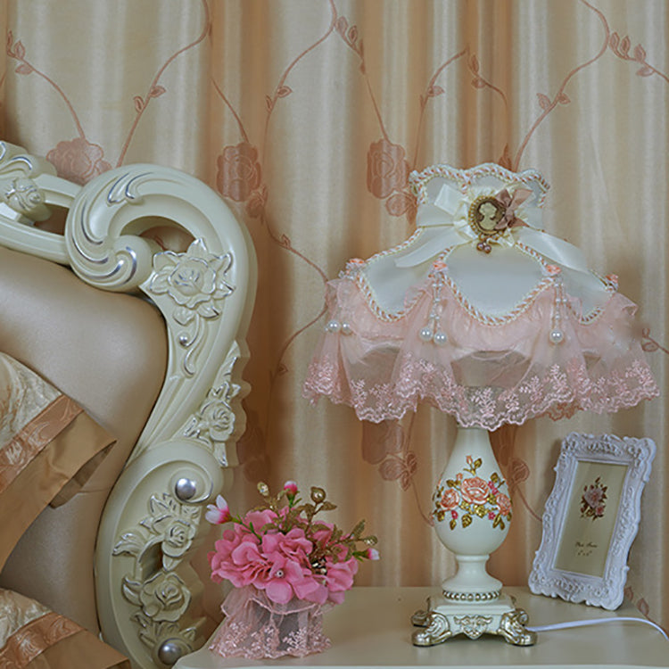 Traditional European Vase Palace Resin Fabric 1-Light Table Lamp For Bedroom Cuvalon