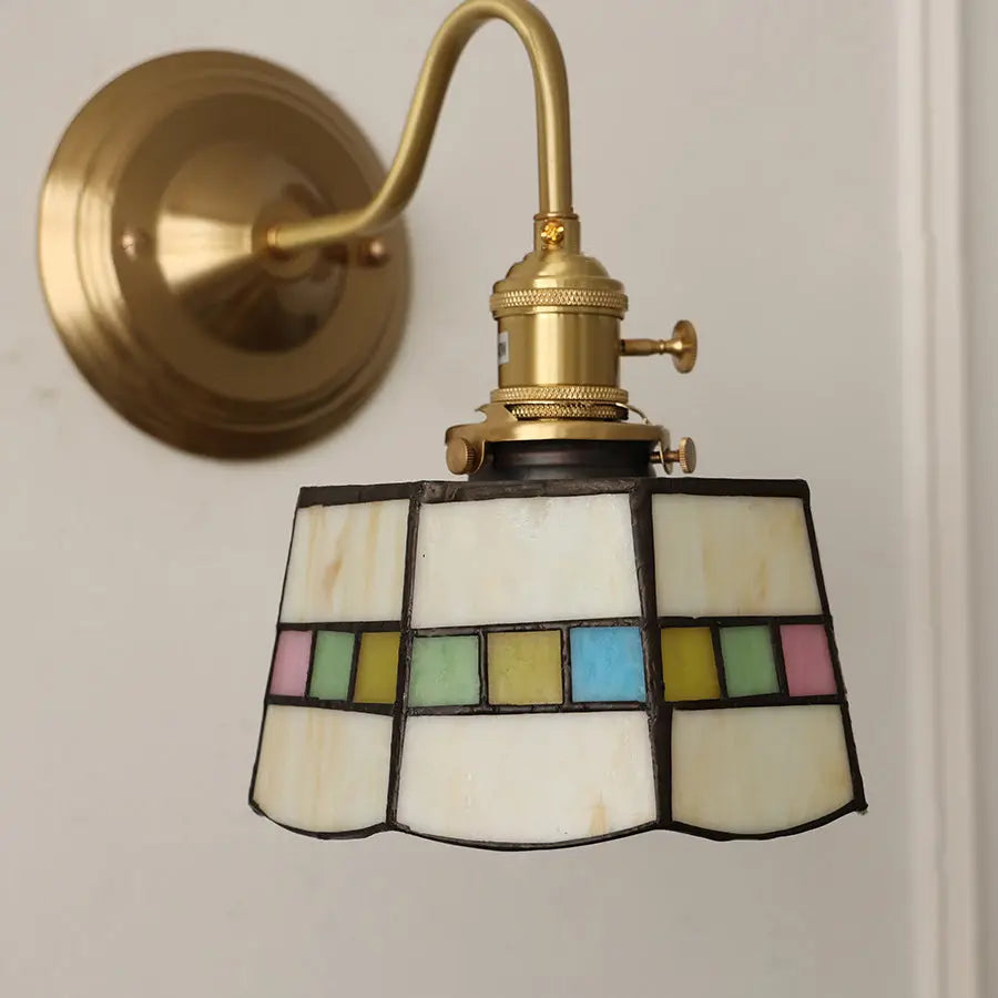 Traditional Tiffany Round Copper Glass 1-Light Wall Sconce Lamp For Living Room Cuvalon