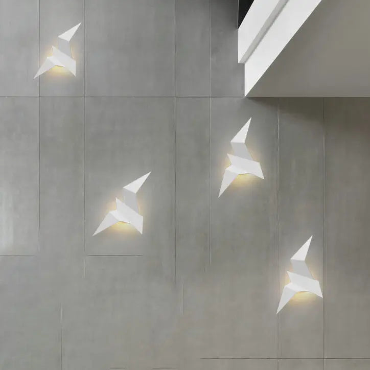 Modern Creative Flying Bird Metal 1-Light LED Wall Sconce Lamps Cuvalon