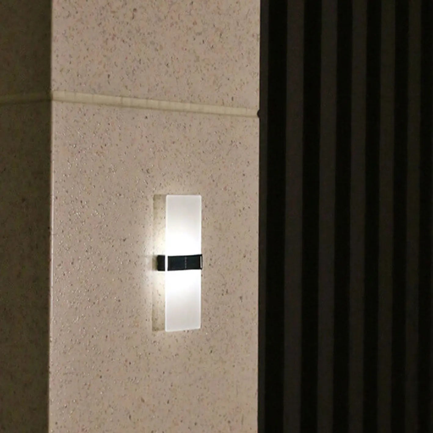 Courtyard Waterproof Acrylic LED Solar Wall Sconce Lamp Outdoor Light Cuvalon