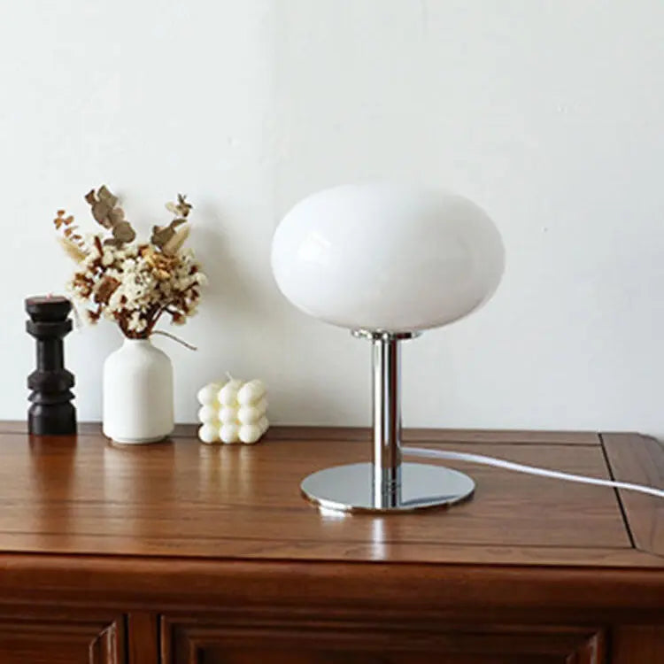 Nordic Vintage Cream Round Glass 1-Light Table Lamp Cuvalon