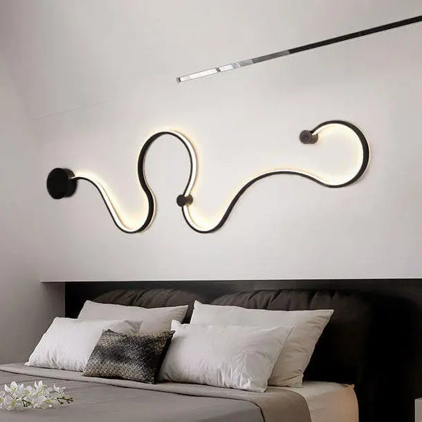 Modern Long Aluminum Snake Shaped 1-Light Curved LED Wall Sconce Lamp Cuvalon