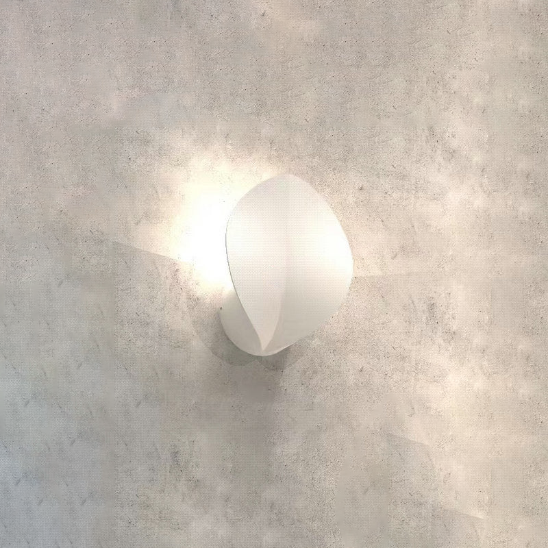 Contemporary Nordic Waterproof Aluminum Multishape Four-Leaf Clover Elliptical LED Wall Sconce Lamp For Outdoor Patio Cuvalon