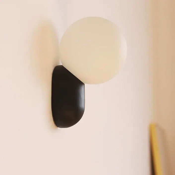 Macaron Cream Style Resin Glass Ball 1-Light Wall Sconce Lamp Cuvalon