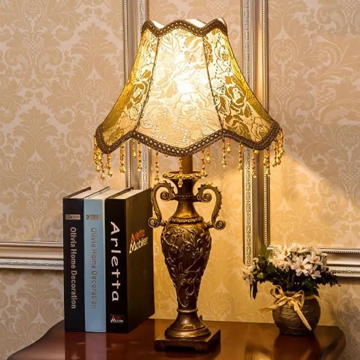 European Vintage Fabric Antique 1-Light Table Lamp Cuvalon