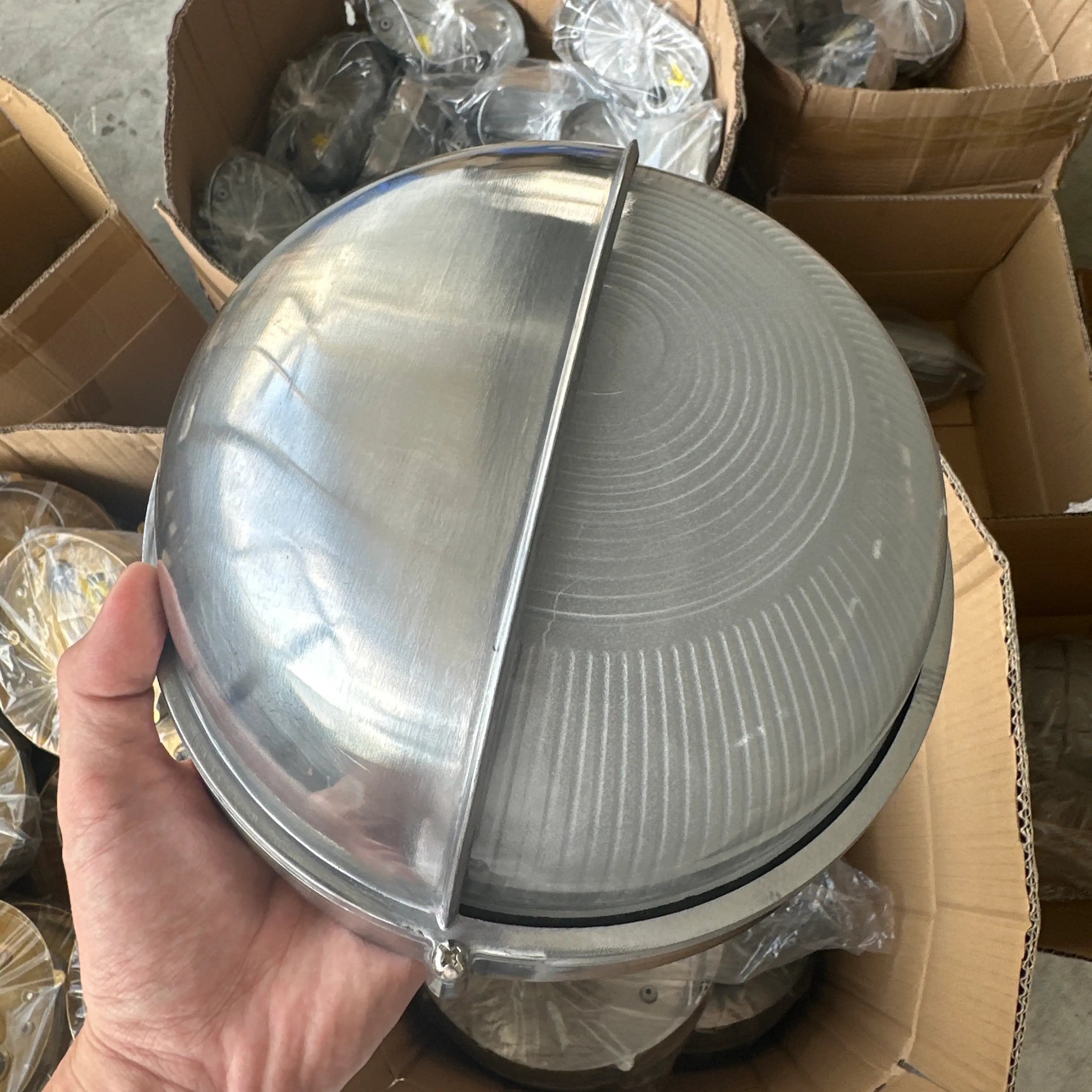 Contemporary Industrial Waterproof Aluminum Glass Frosted Round 1-Light Wall Sconce Lamp For Outdoor Patio Cuvalon