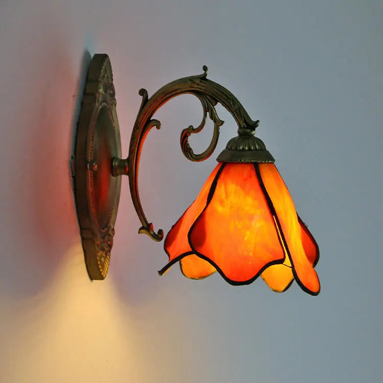 Vintage Tiffany Petals Stained Glass 1-Light Wall Sconce Lamp Cuvalon
