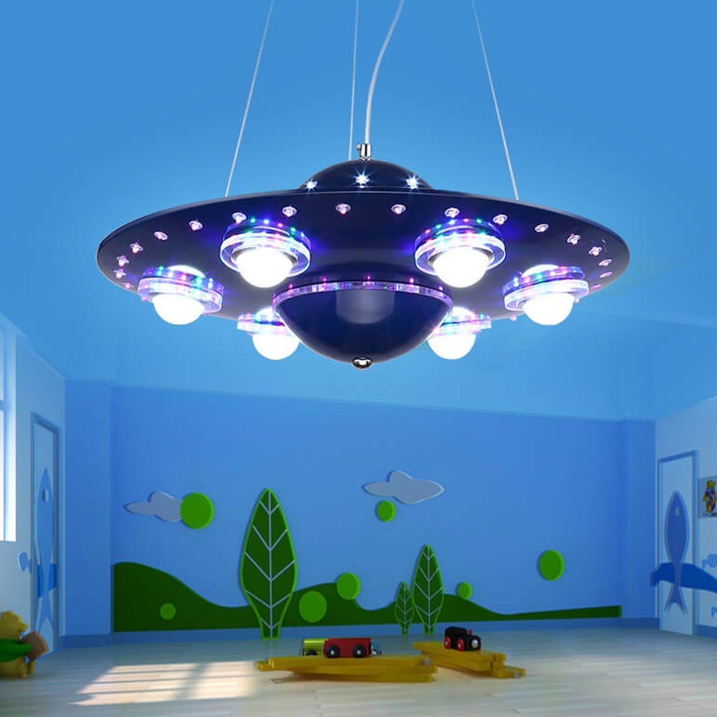 Creative Cartoon UFO Flying Saucer LED Kids Chandelier Cuvalon