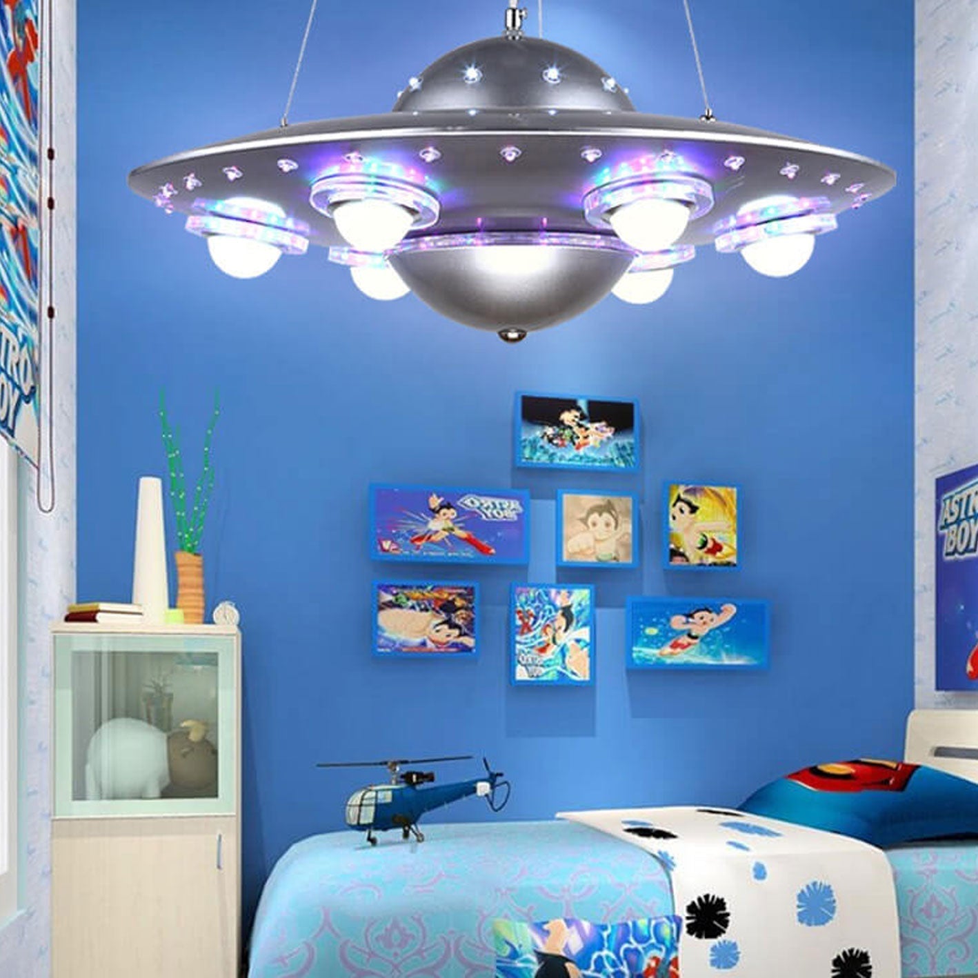 Creative Cartoon UFO Flying Saucer LED Kids Chandelier Cuvalon