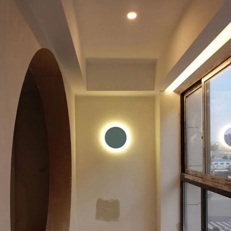 Modern Minimalist Colorful Round Iron LED Wall Sconce Lamp Cuvalon