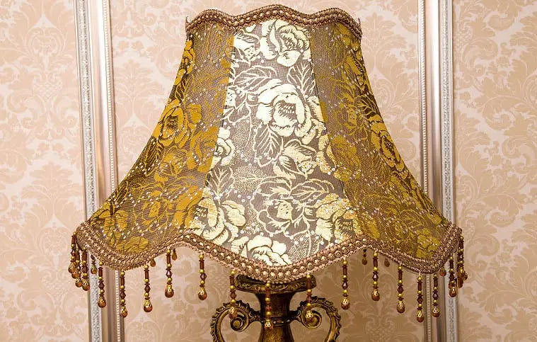 European Vintage Fabric Antique 1-Light Table Lamp Cuvalon