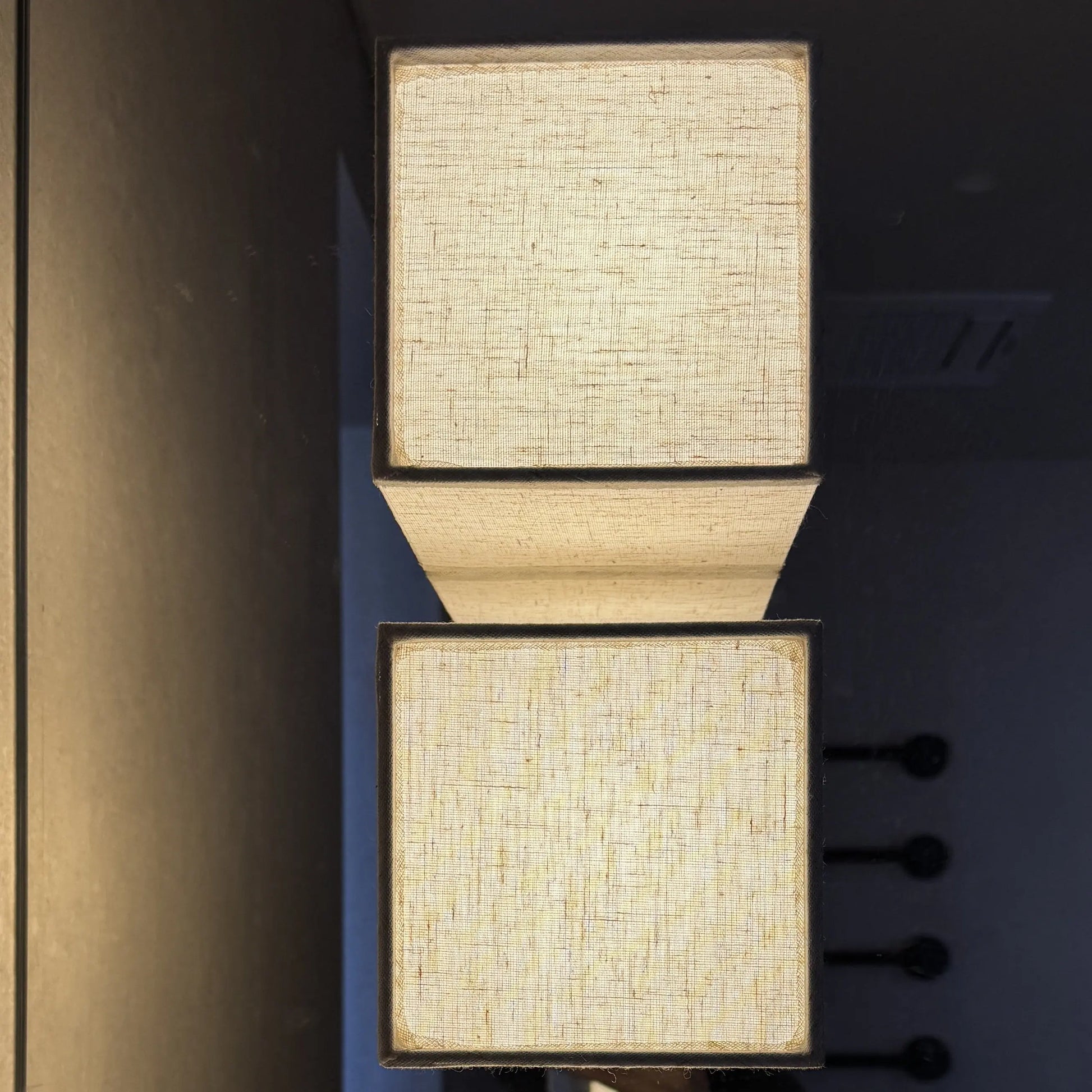 Traditional Japanese Square Fabric Shade LED Wall Sconce Lamp For Living Room Cuvalon