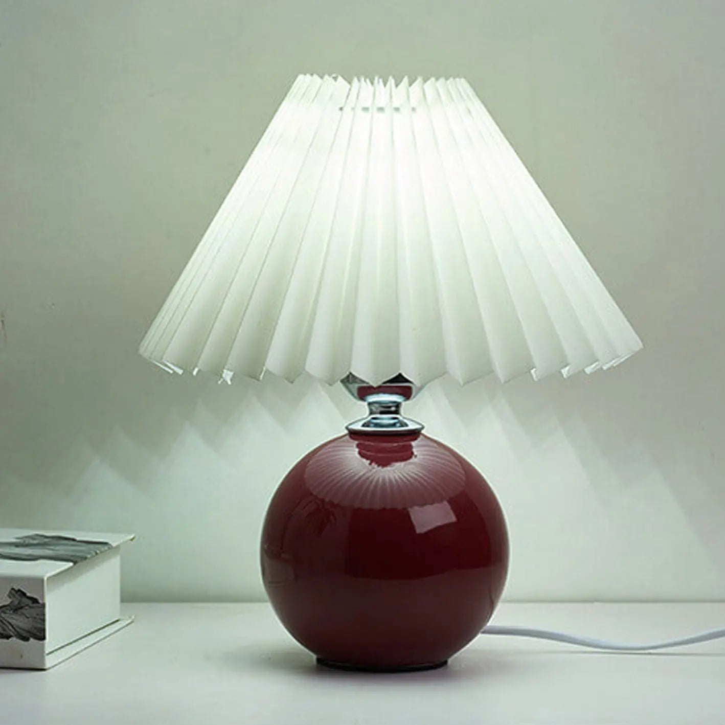 Nordic Minimalist Ceramic Pleated 1-Light Table Lamp Cuvalon