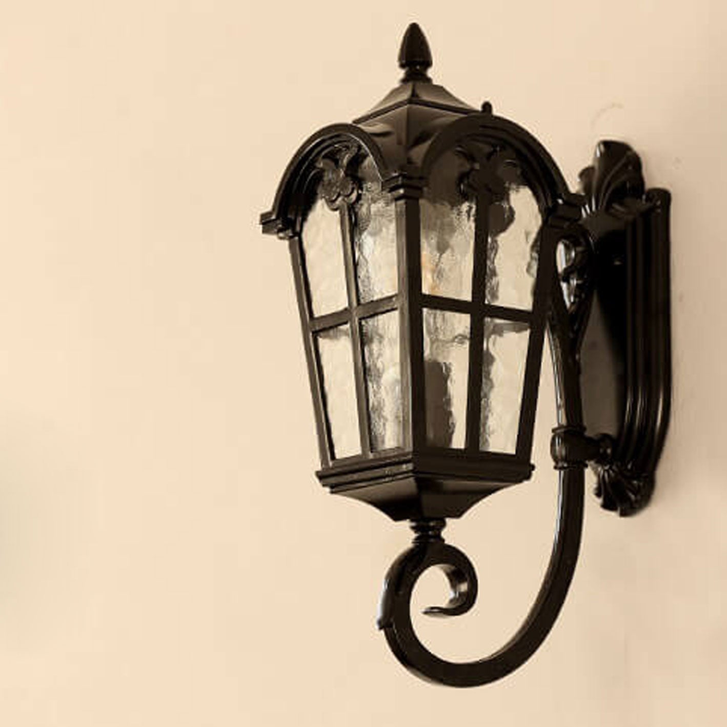 European Retro Glass Aluminum Lantern Outdoor Waterproof 1-Light Wall Sconce Lamp Cuvalon