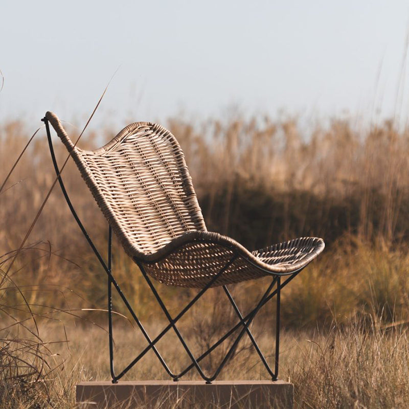Contemporary Scandinavian Handwoven Rattan Lounge Chair - Accent Chair With Ergonomic Backrest & Iron Base For Boutique Indoor & Outdoor Spaces Cuvalon
