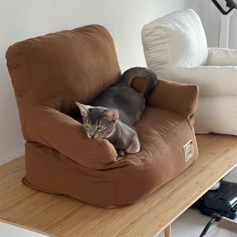 Modern Minimalist Rectangular Fabric PP Cotton Pet Accent Chair Backrest Armrest For Living Room Cuvalon