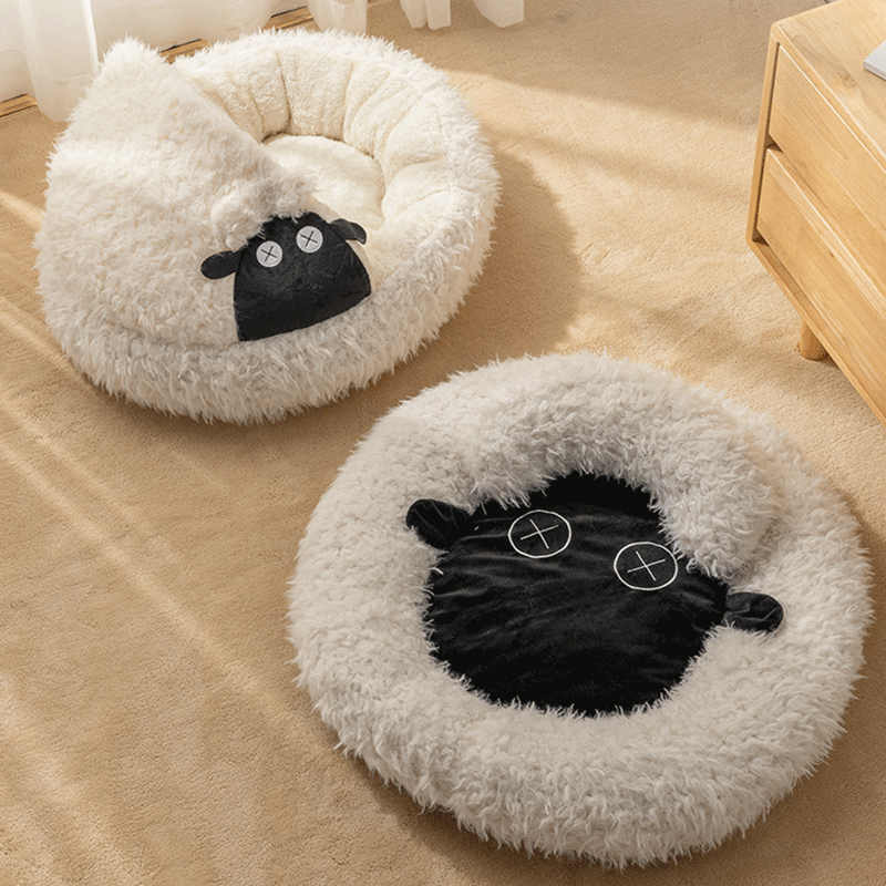Contemporary Creative Round Lamb Design Plush Anti-Slip Dotted Fabric Cat Bed With Toy Ball For Bedroom Cuvalon