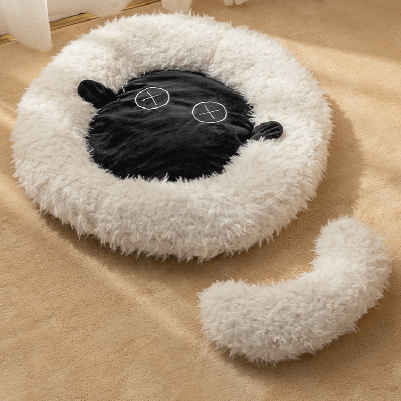 Contemporary Creative Round Lamb Design Plush Anti-Slip Dotted Fabric Cat Bed With Toy Ball For Bedroom Cuvalon
