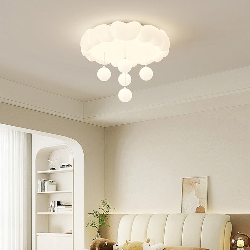 Modern Art Deco Kids Iron PE Heart-Shaped Round LED Flush Mount Ceiling Light For Bedroom Cuvalon
