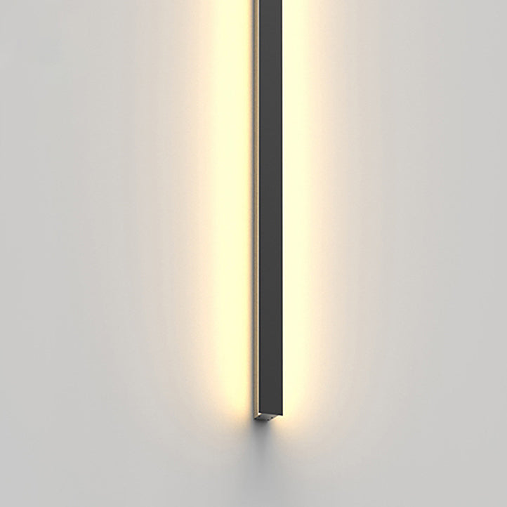Modern Minimalist Outdoor Waterproof Long Aluminum Acrylic LED Wall Sconce Lamp For Outdoor Patio Cuvalon