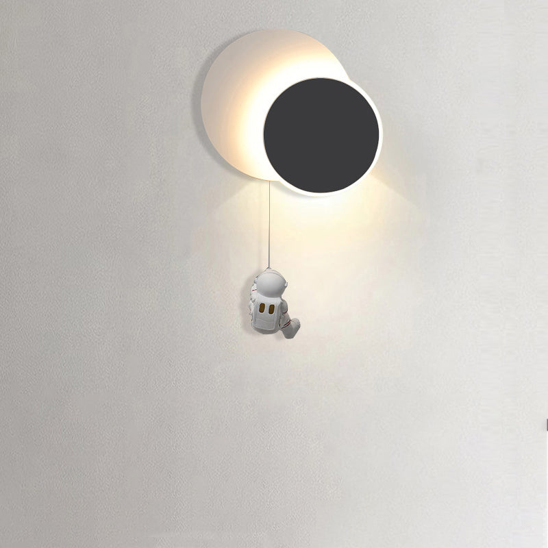 Contemporary Creative Kids Astronaut Rotating Lunar Eclipse Silicone Resin Aluminum LED Wall Sconce Lamp For Bedroom Cuvalon