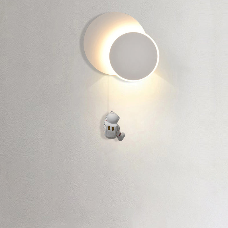 Contemporary Creative Kids Astronaut Rotating Lunar Eclipse Silicone Resin Aluminum LED Wall Sconce Lamp For Bedroom Cuvalon