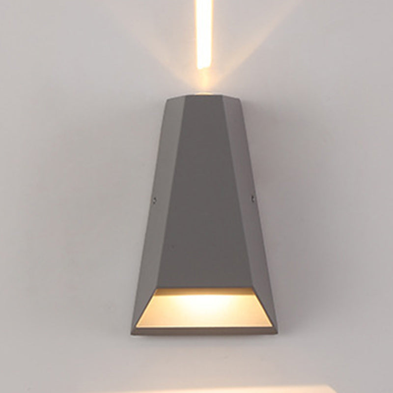 Modern Minimalist Aluminum Trapezoid Up And Down Illuminated LED Outdoor Wall Sconce Lamp For Garden Cuvalon